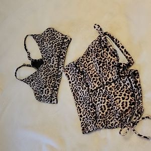 Zyia Leopard Scrunchy Short and Mesh Bra Set